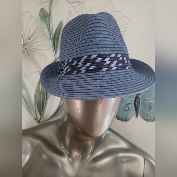 Hat - Picture 1 of 3